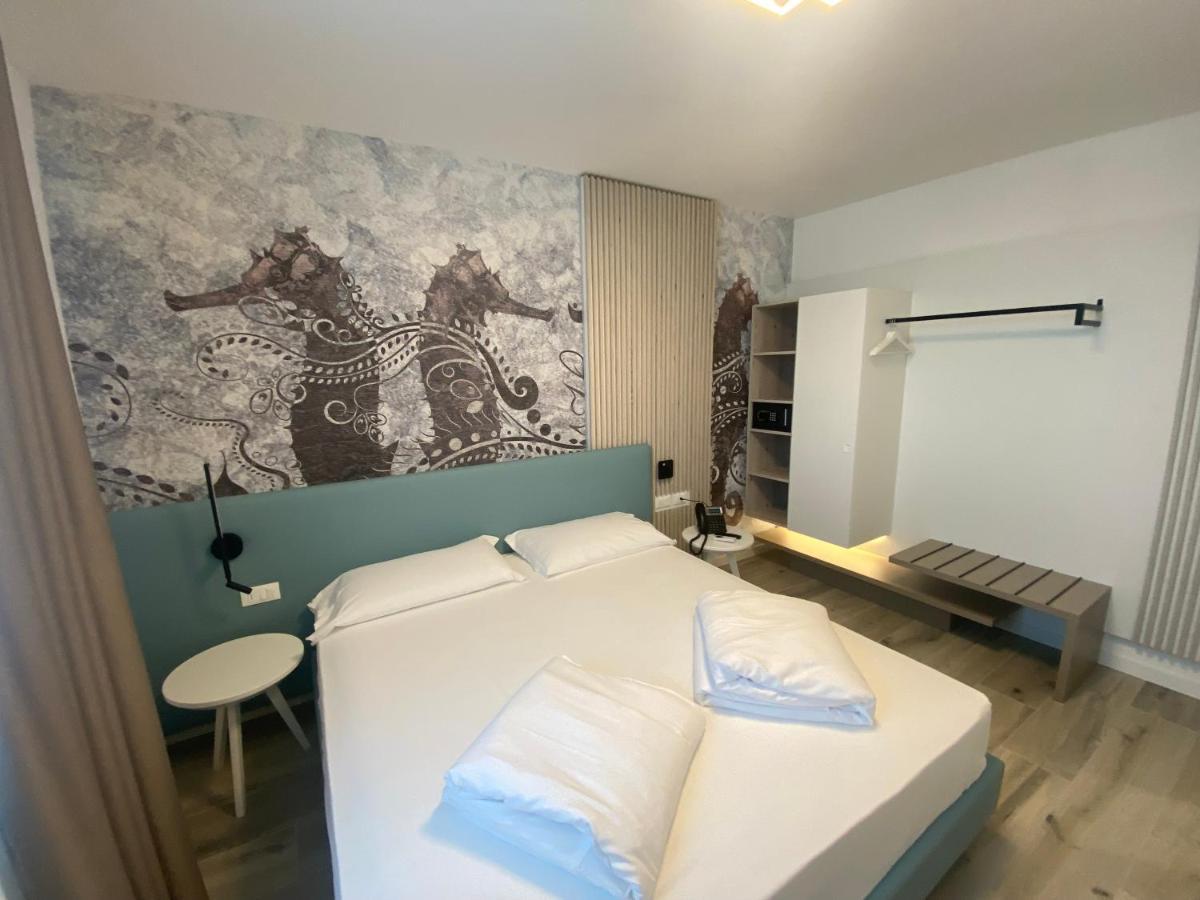 Marina Suites & Apartments 4 Stelle S Caorle Dış mekan fotoğraf