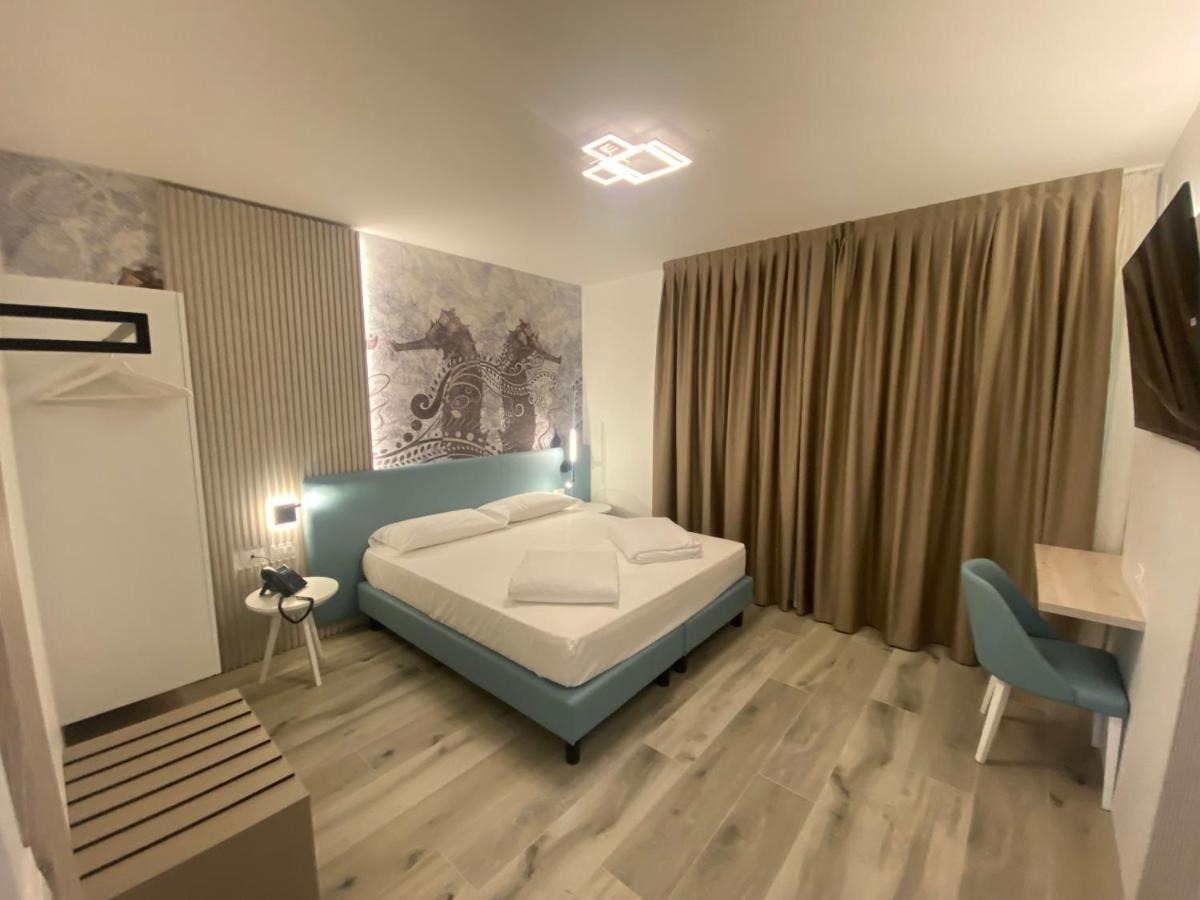 Marina Suites & Apartments 4 Stelle S Caorle Dış mekan fotoğraf
