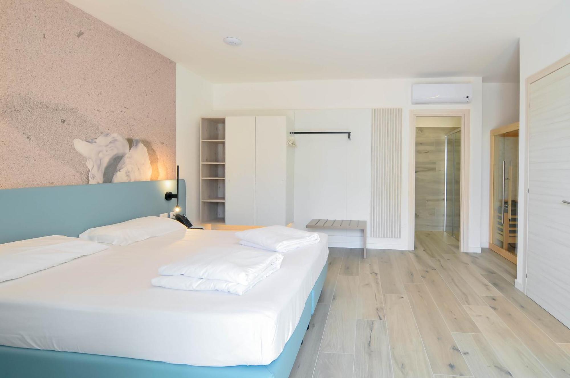 Marina Suites & Apartments 4 Stelle S Caorle Dış mekan fotoğraf