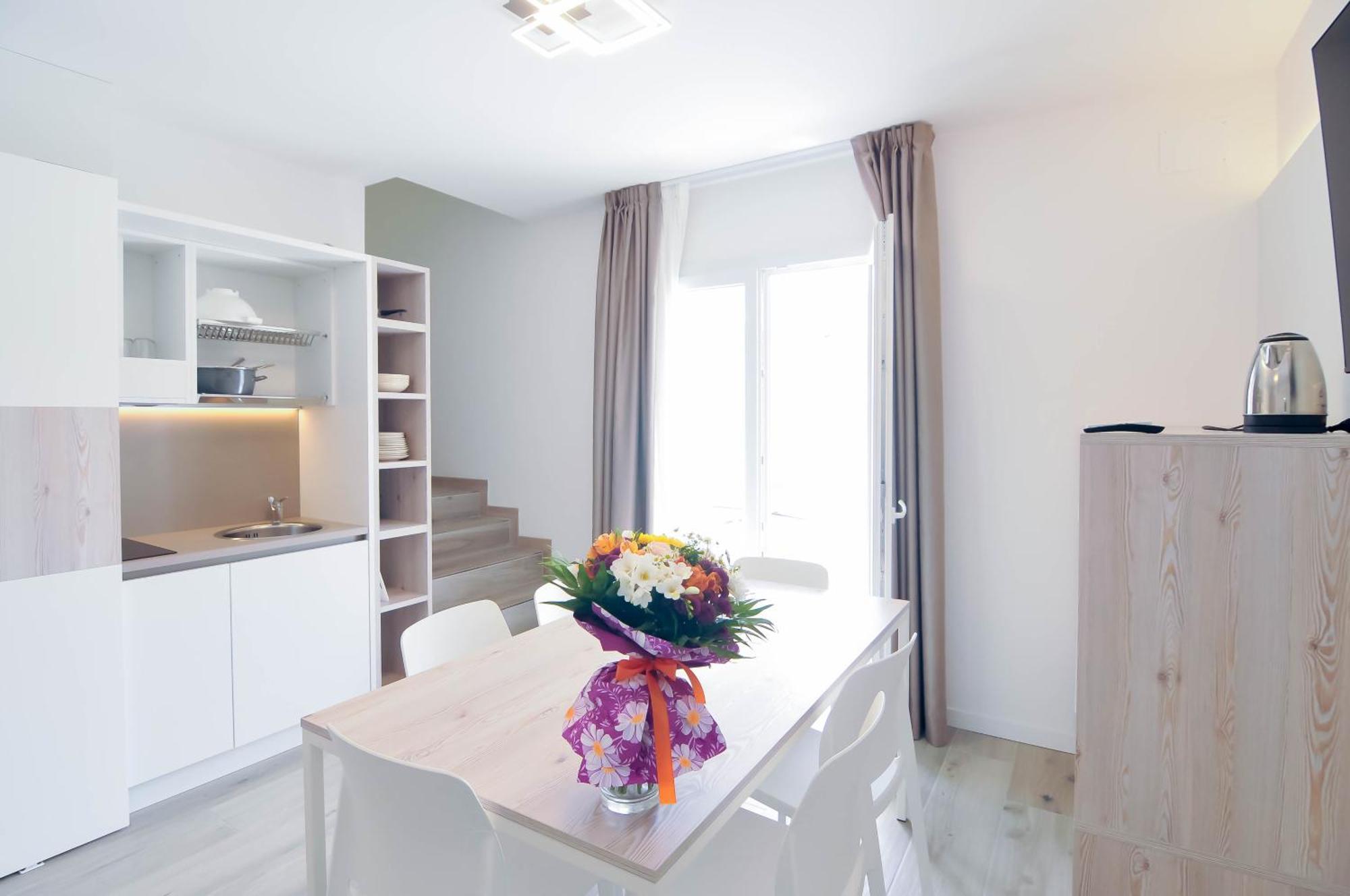 Marina Suites & Apartments 4 Stelle S Caorle Dış mekan fotoğraf