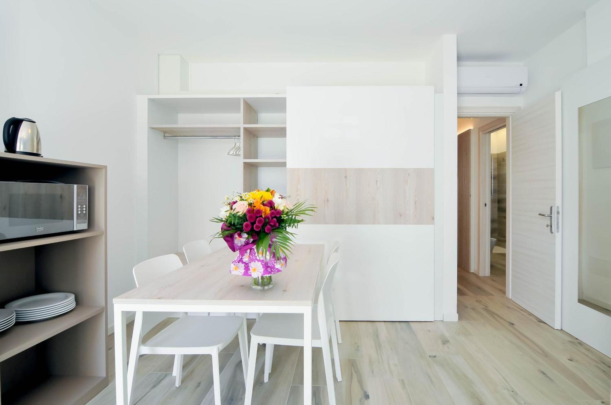 Marina Suites & Apartments 4 Stelle S Caorle Dış mekan fotoğraf