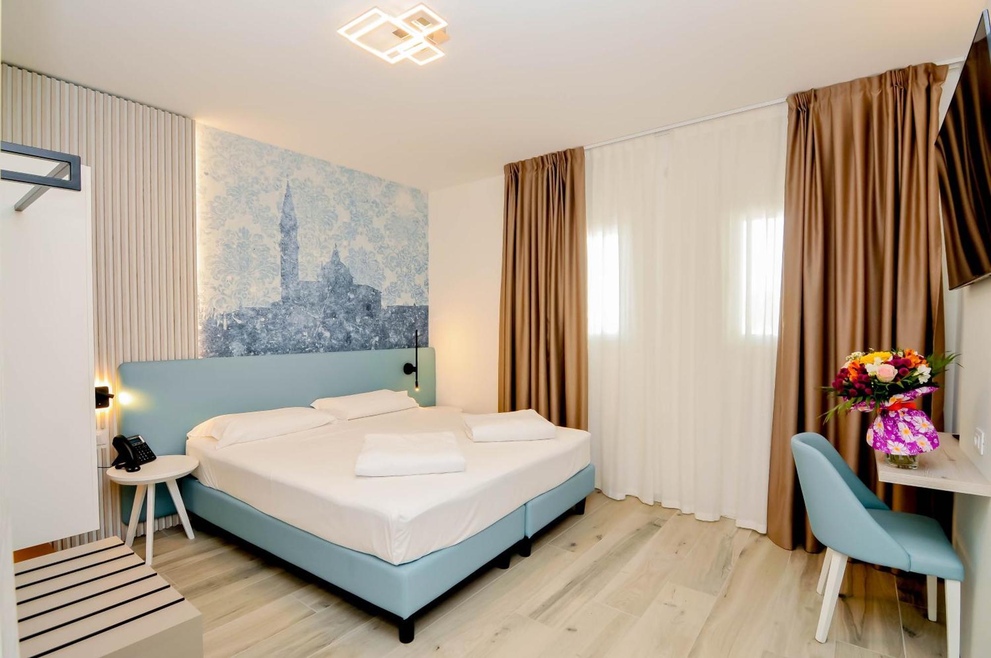 Marina Suites & Apartments 4 Stelle S Caorle Dış mekan fotoğraf