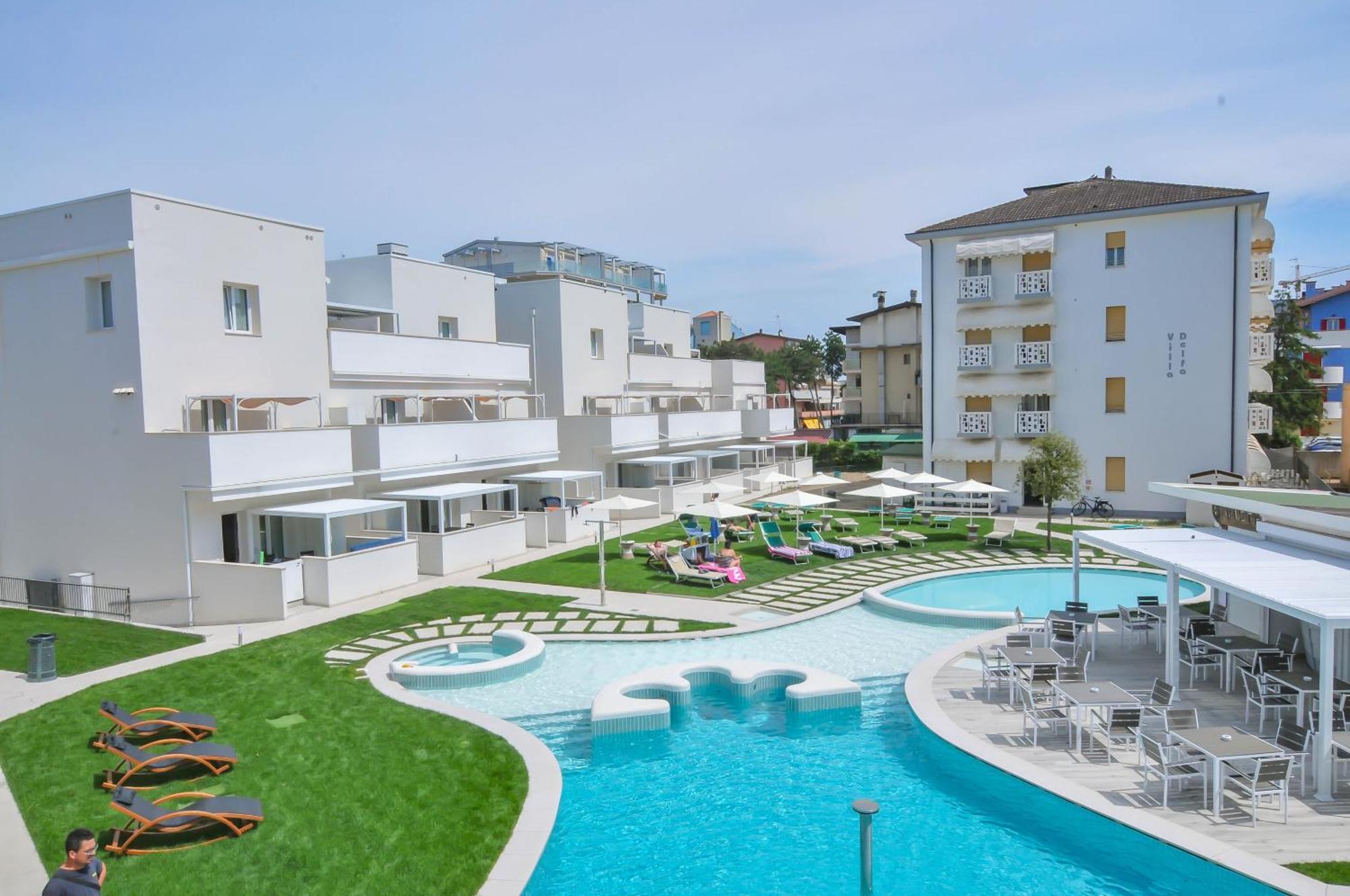 Marina Suites & Apartments 4 Stelle S Caorle Dış mekan fotoğraf